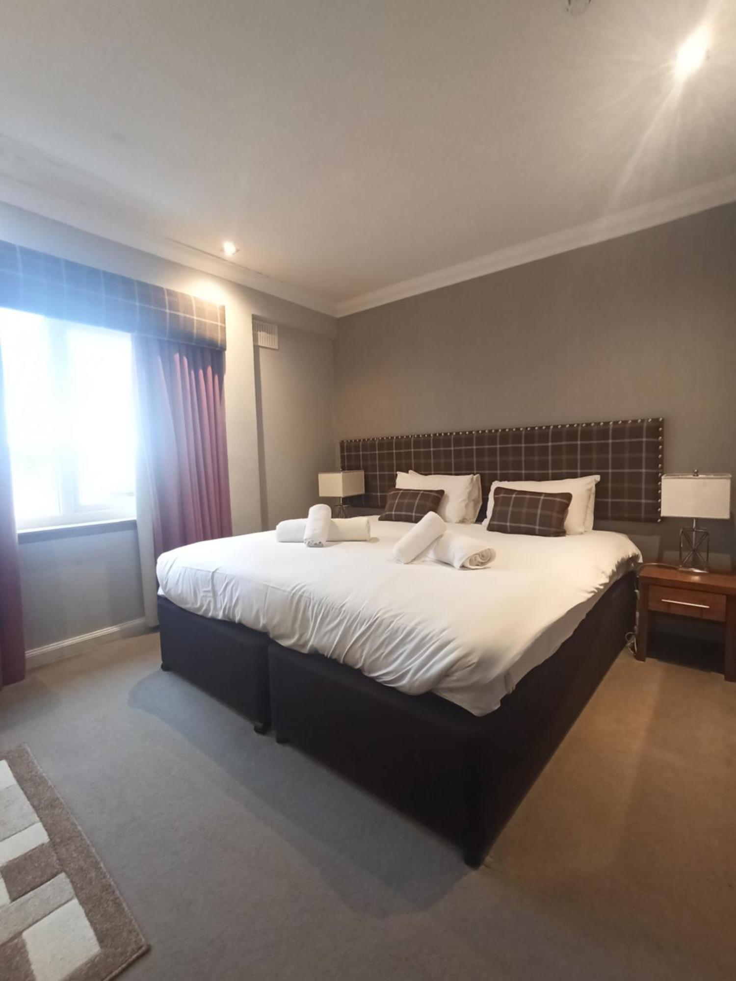 Anchor Hotel And Seabed Restaurant Тарберт Экстерьер фото